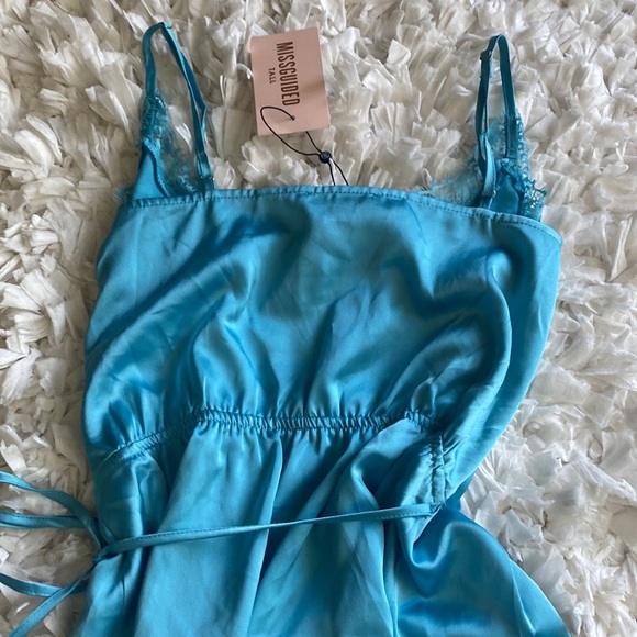 NWT Missguided lace trim wrap over cami top - Picture 3 of 5